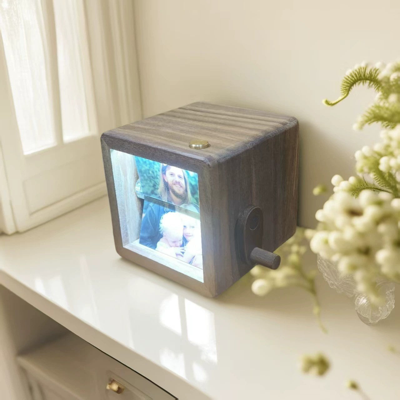 Personalized Walnut Wood Music Photo Album with LED Lights – Hand-Crank Rotating Desk Ornament, Unique Gift with Music and Custom Photos