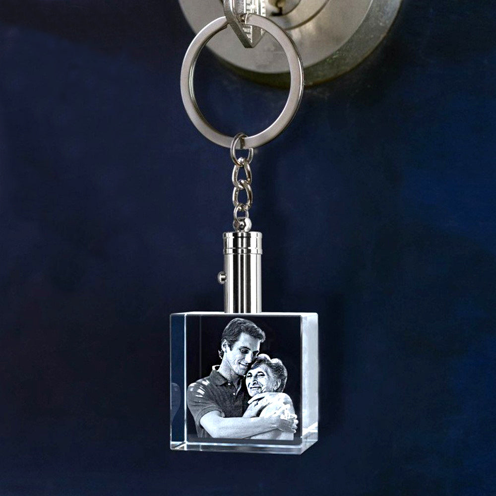 Personalized Crystal Photo Keychain – Square Pendant with 2D/3D Engraving